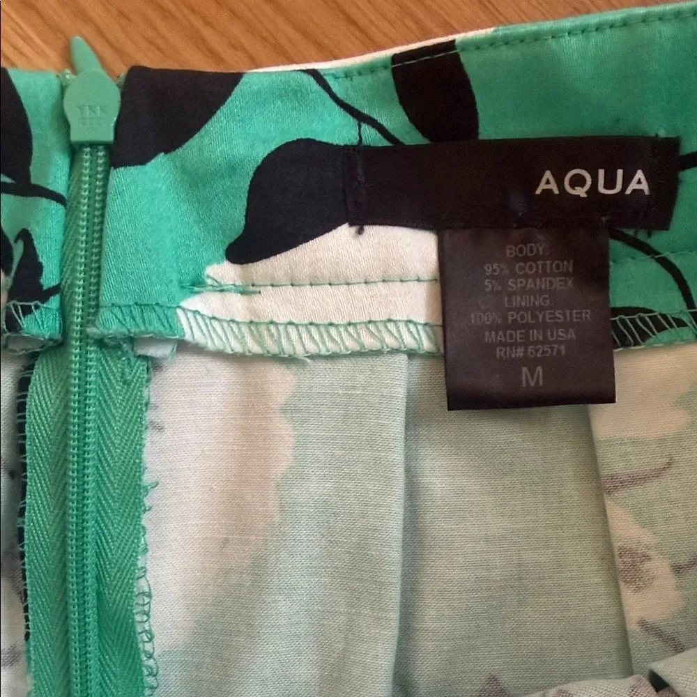 Aqua Floral Green White A-Line Skirt Women's Size Medium Bloomingdale’s MIDI